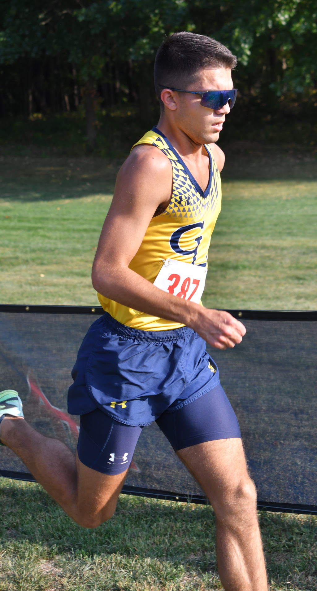 Alex McKennon